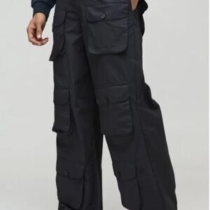 Boohoo Men Super Baggy Ripstop Multi Pocket Cargo Pants Dark Grey Size 28